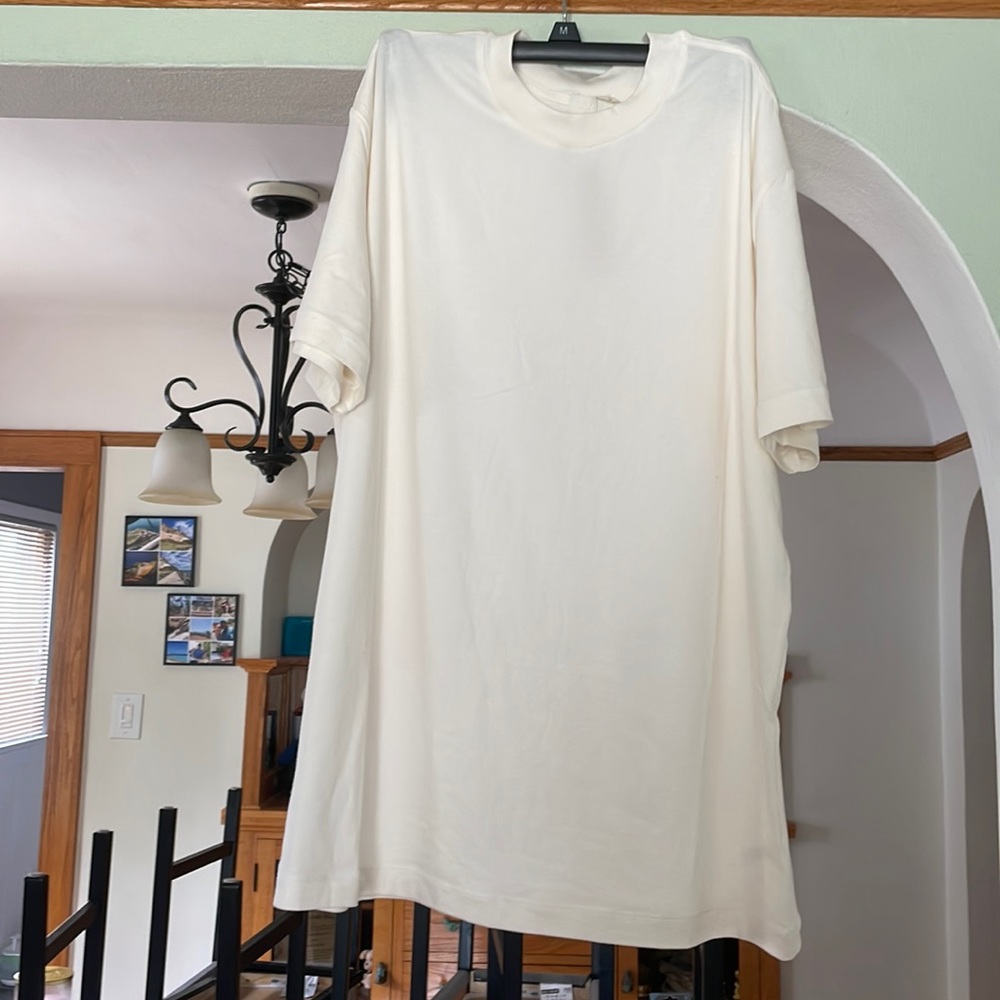 Skims Boyfriend T in Marble size S